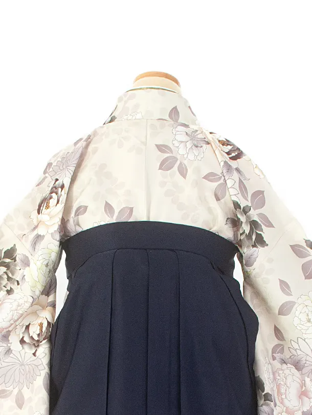 【ふくよかサイズ】卒業式袴 D0040 ベージュ牡丹×紺無地袴
