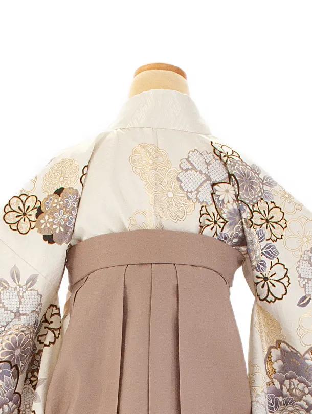 卒業式袴 D0043 絵羽 白 菊と桜着物×ベージュ無地袴