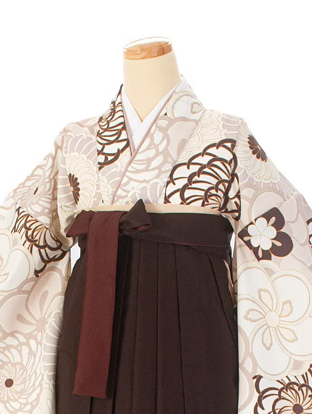 卒業式袴 D0058 アイボリー ねじり梅と菊 百華×こげ茶