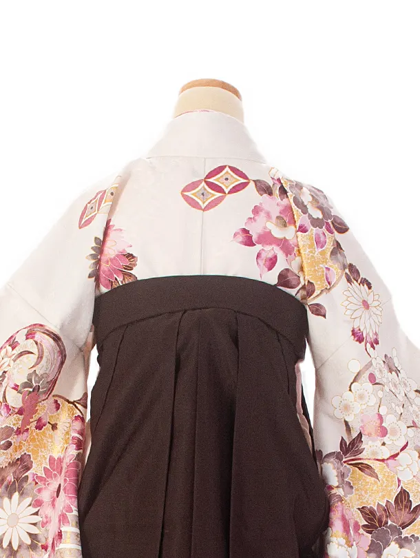 卒業式袴 D0060 絵羽 ベージュ茶 花柄×こげ茶 ししゅう