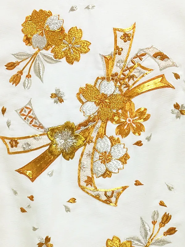 女児産着 お宮参りD0067 薄クリーム 桜 のし 金銀刺繍 紗綾形地紋