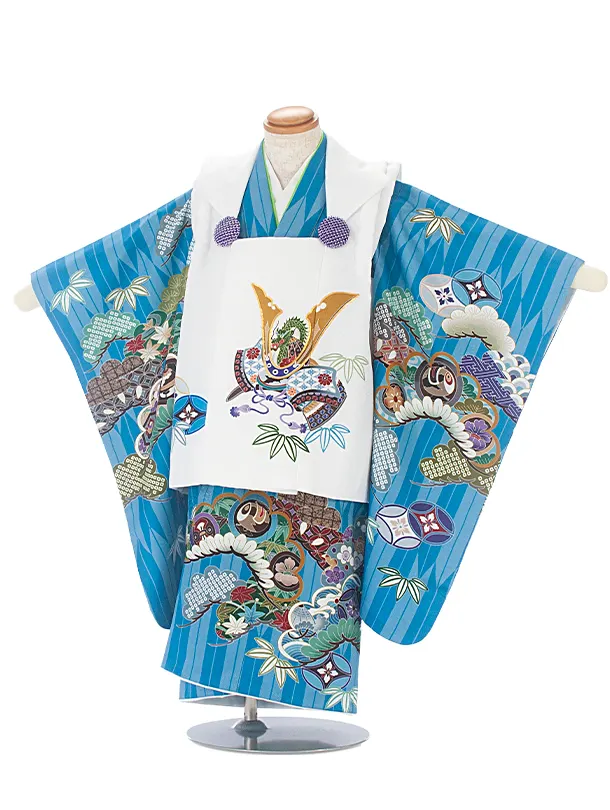 七五三(3歳男児被布)D3069 白 兜／水色 矢絣 松 笹