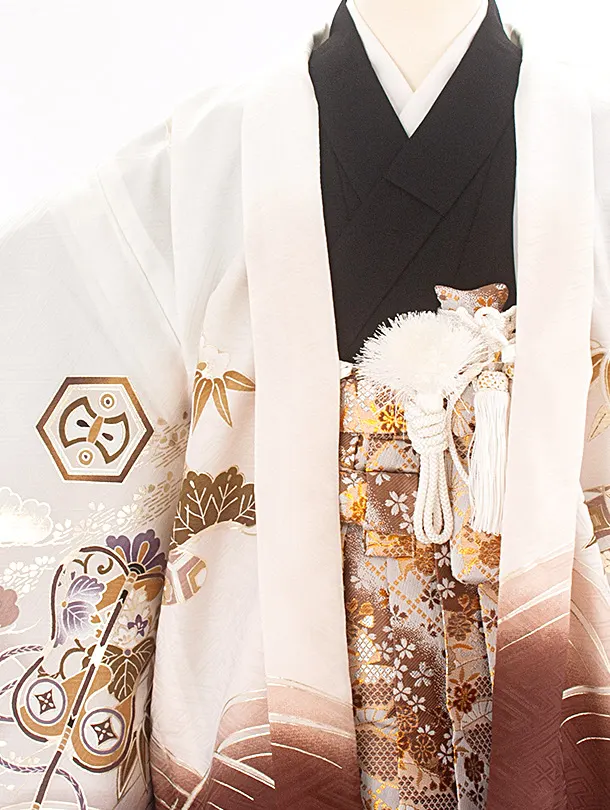 [かんたん着付]七五三(5歳6歳袴)D5094 白茶 鷹兜×金茶さくら袴