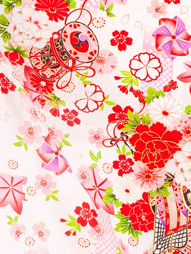 3歳女児被布 D3078 白×赤 花と御所車