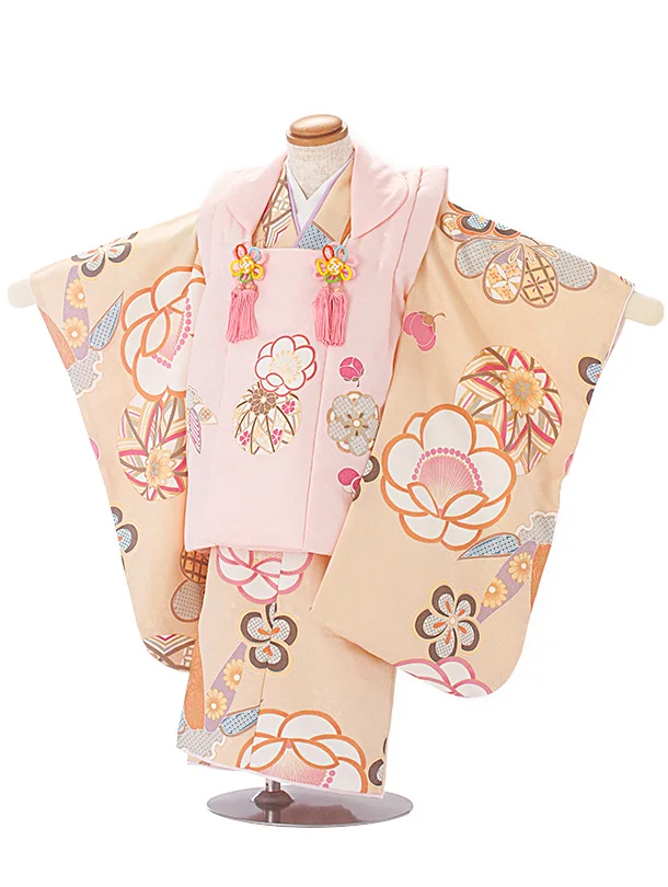 3歳女児被布 D3108 ピンク×ベージュ 梅 鞠