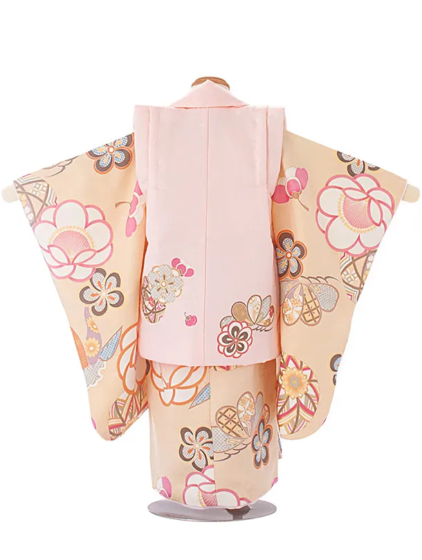 3歳女児被布 D3108 ピンク×ベージュ 梅 鞠