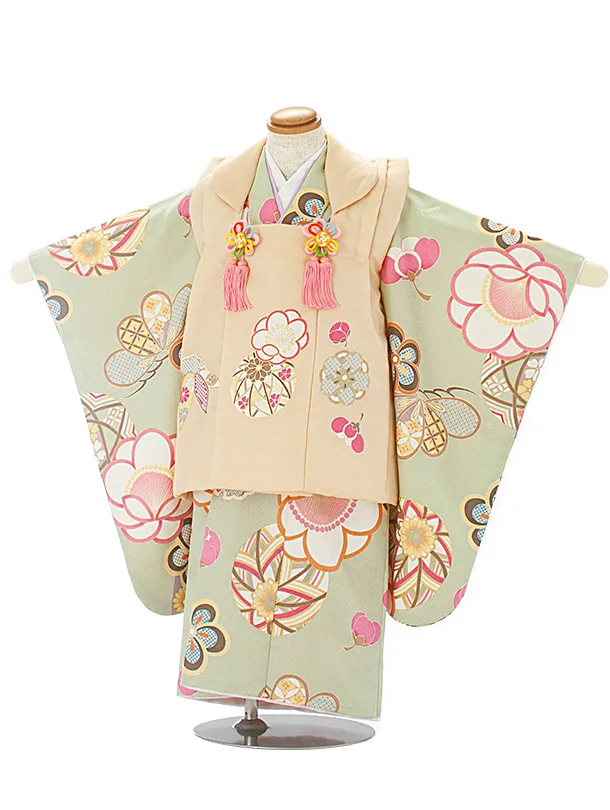 3歳女児被布 D3109 ベージュ グリーン 梅 鞠