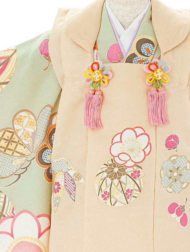 3歳女児被布 D3109 ベージュ グリーン 梅 鞠