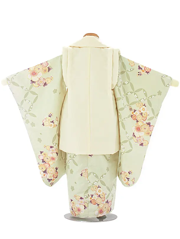 3歳女児被布 D3112 クリーム×グリーン 桜 鞠 ししゅう