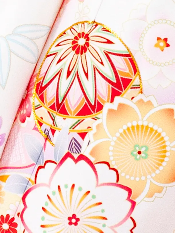 七五三レンタル(7歳女結び帯) 白 絵羽 鞠 金刺繍