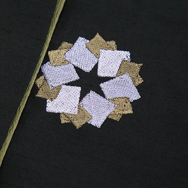 式部浪漫 5歳(羽織袴)ﾍﾞｰｼﾞｭ 七五三