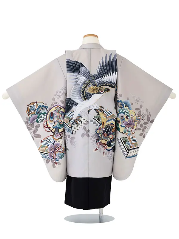 簡単男児七五三(5歳男児袴)/薄グレー地に鷹　吉祥紋様　白×黒袴