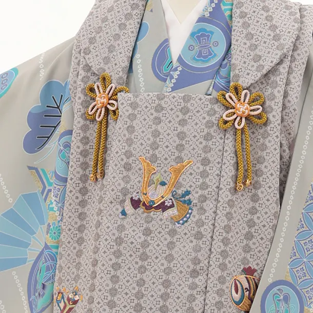 七五三レンタル(3歳男児被布)兜刺繍グレー×薄ブルー