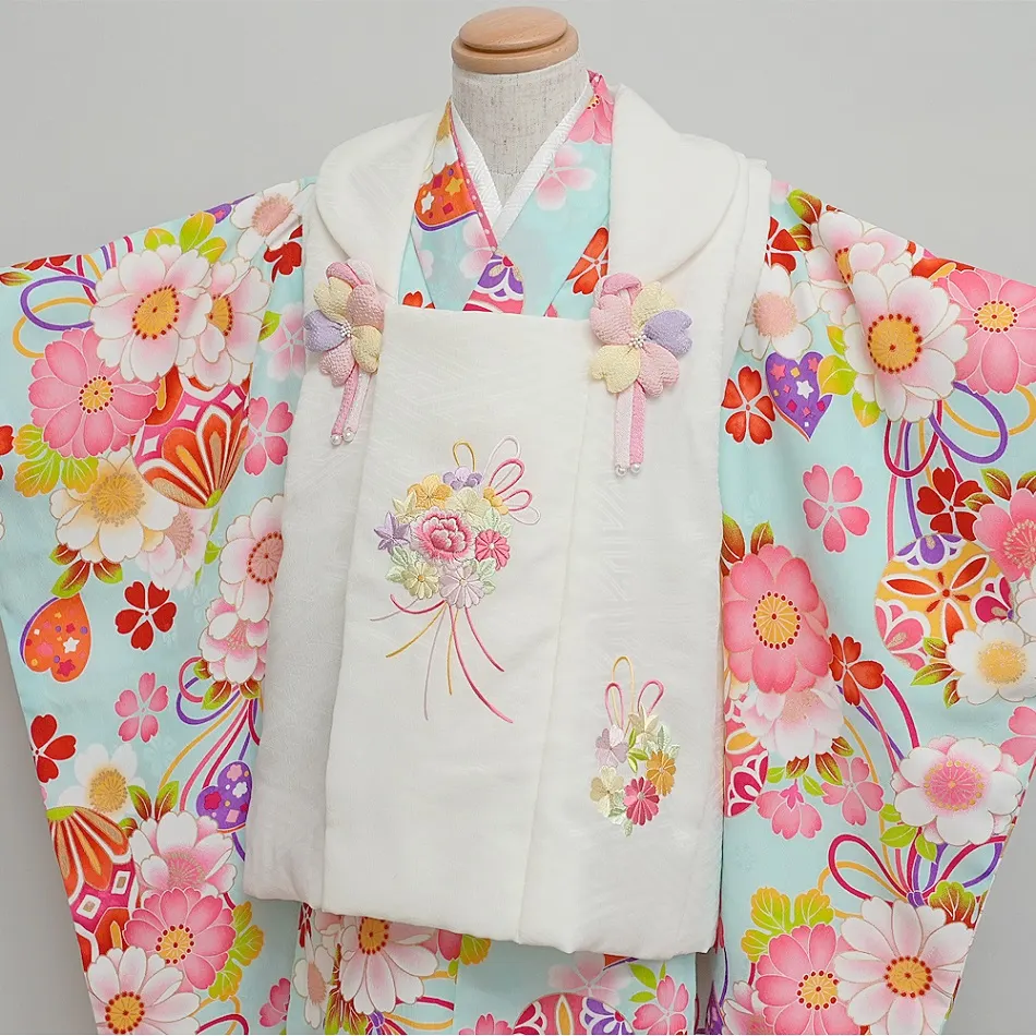 七五三レンタル(3歳女児被布)白　花めぐり×水色×白色