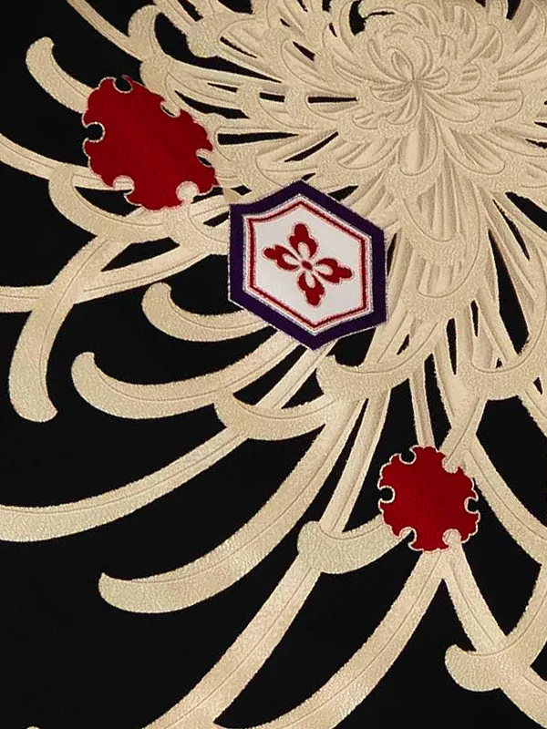 卒業式袴レンタルM1018　乱菊に亀甲紋・黒×えんじ