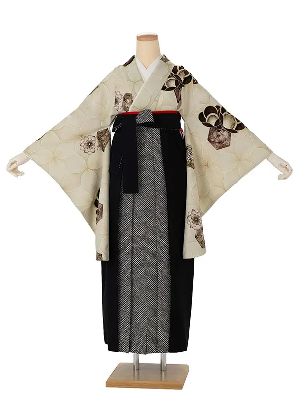 卒業式袴レンタルM1377西洋の梅・ベージュ×疋田／黒