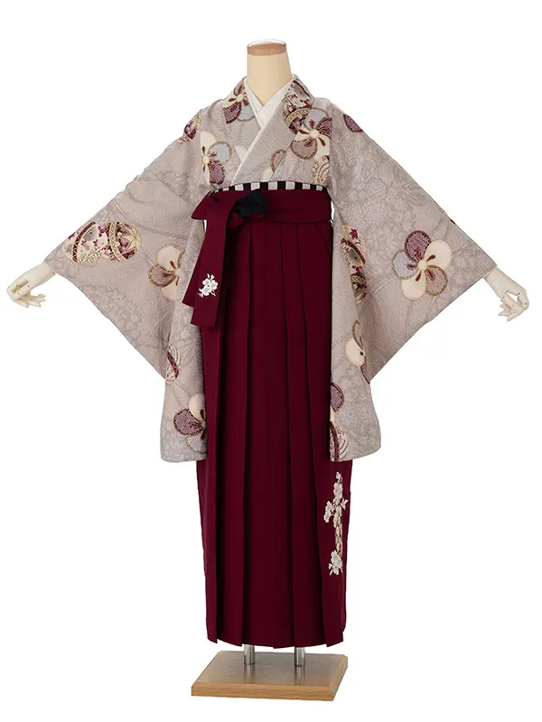 卒業式袴レンタルM1385まりとねじり梅・グレージュ×花丸紋に桜　刺繍・エンジ