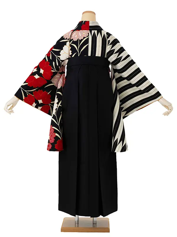 卒業式袴レンタルM0216桜×矢羽根【片身替り】・黒×黒