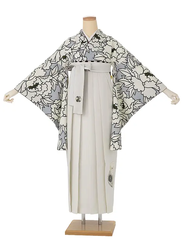 卒業式袴レンタルM0250牡丹・グレー×白×菊絵皿　刺繍・オフ白