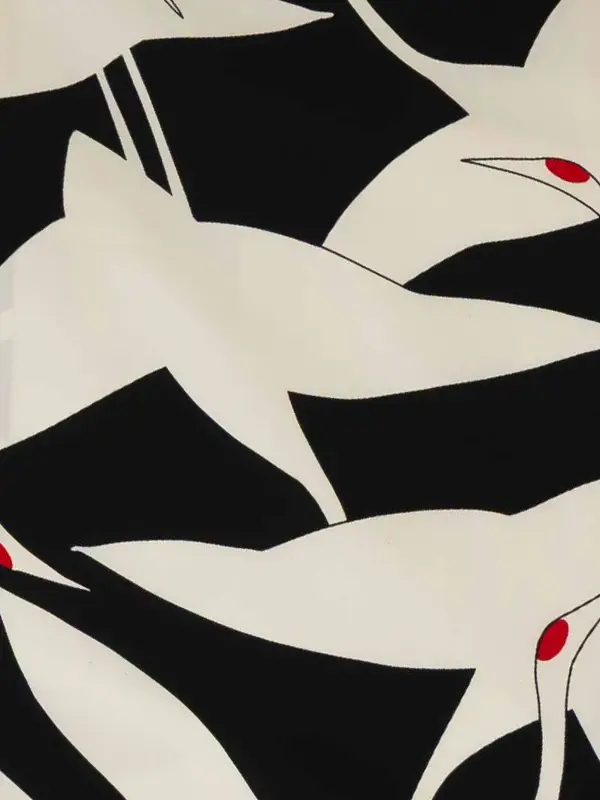 卒業式袴レンタルM0259鶴×矢羽根・黒×赤×黒