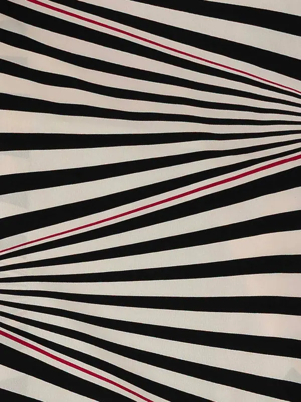 卒業式袴レンタルM0275ナナメ縞・黒×縞／黒