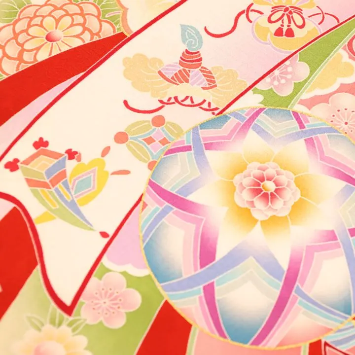 【正絹　金駒刺繍入】女児産着 お宮参りレンタル　鞠に桜　リボン熨斗/赤