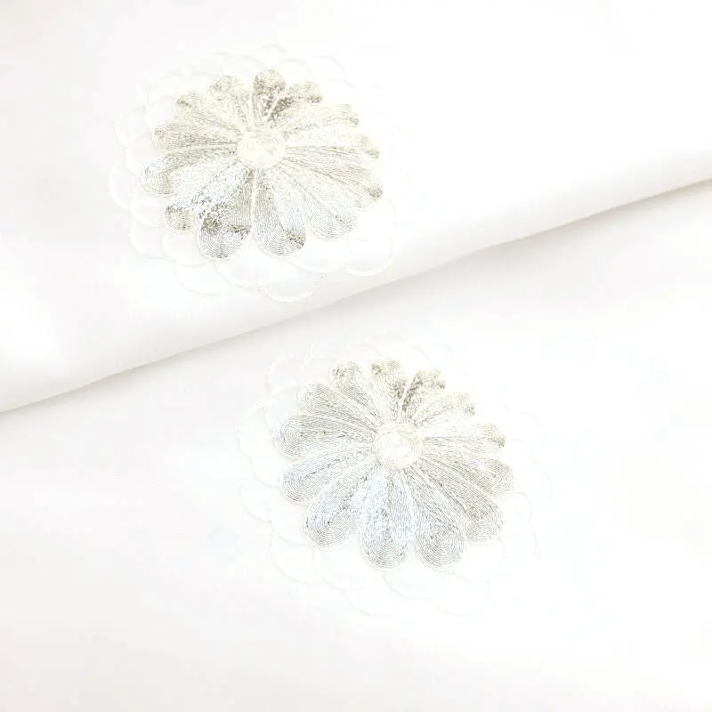お宮参り 女の子レンタル　銀糸刺繍　折鶴に菊/白