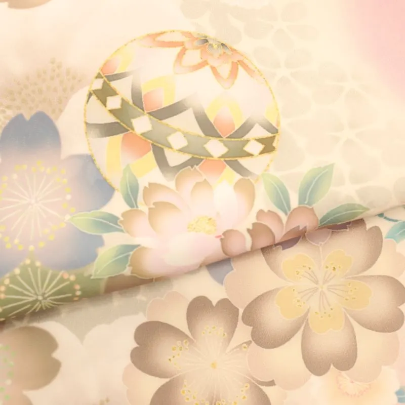 お宮参り 女の子レンタル  金駒刺繍入　花手毬に桜/薄紫