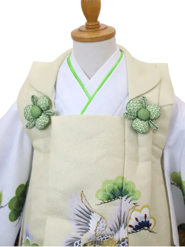 七五三レンタル(3歳男児被布)鷹に七宝/ベージュ×宝尽くしに松/白