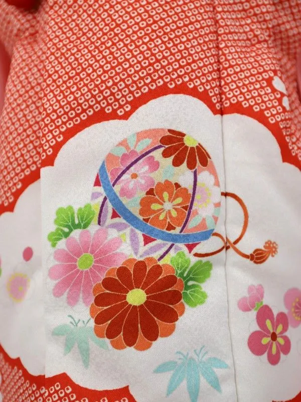 七五三レンタル(2歳女児被布)絞り柄　鞠に花菊/赤×牡丹に御所車/赤