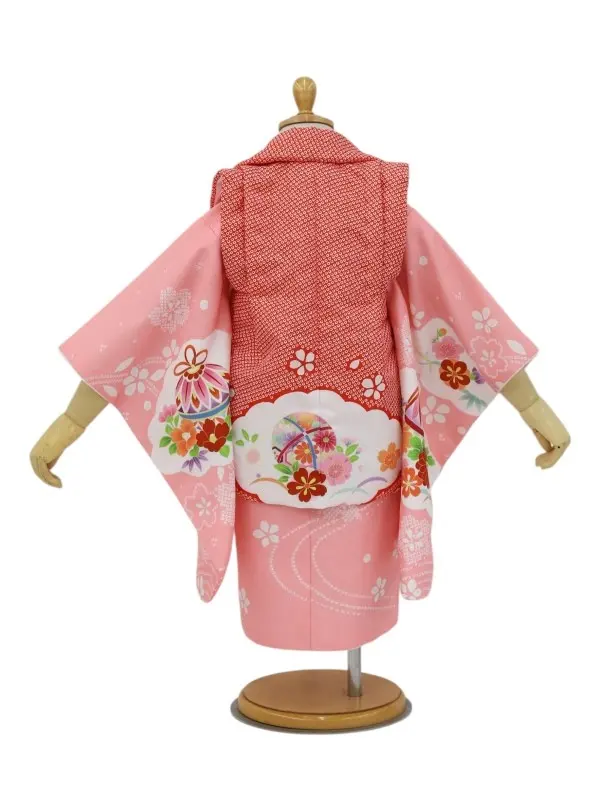 七五三レンタル(2歳女児被布)絞り柄　鞠に花菊/赤×牡丹に御所車/ピンク