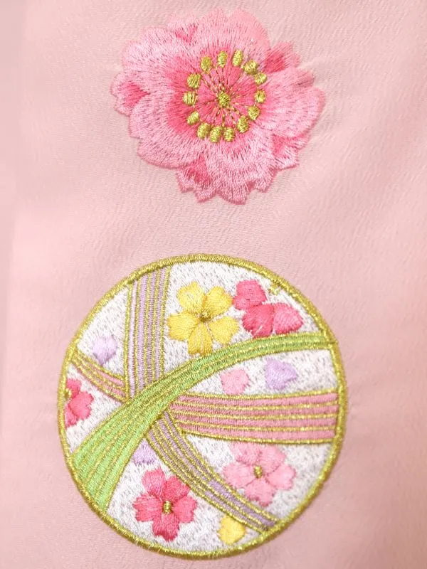 七五三レンタル(3歳女児被布)刺繍・鞠に桜/ピンク×鞠に桜づくし/ピンク