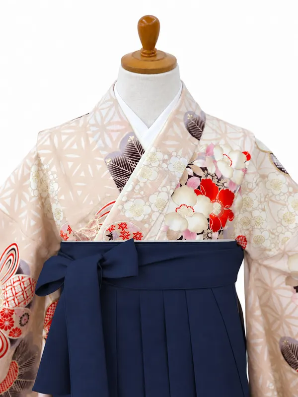 小学生卒業式かんたん袴(女の子)ママも安心　松に花丸紋・ベージュ×紺