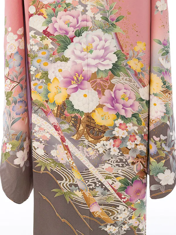 振袖 4S244 ﾋﾟﾝｸ地裾ｸﾞﾚ- 熨斗に花車 四季花