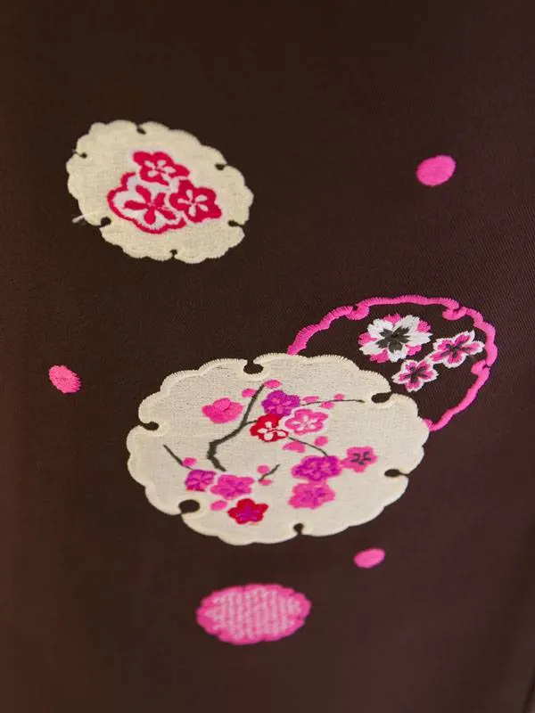 卒業袴 E-R1195 H71-25-1  ｸﾘｰﾑ 牡丹 桜 七宝柄｜茶 刺繍