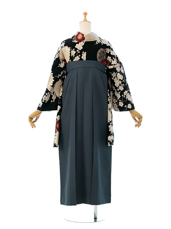 卒業袴 HELE150 HDLE150 九重 黒 梅 菊|ｸﾞﾚｰ 刺繍 95