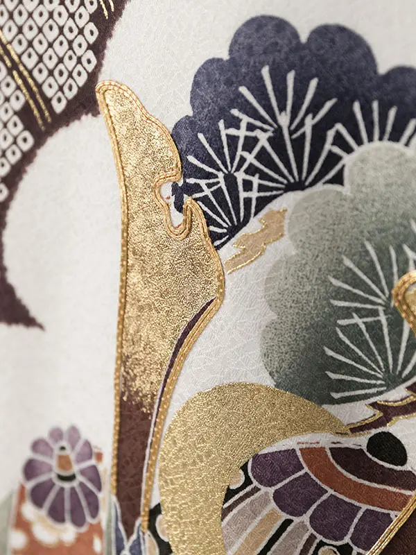 男児産着 HALA134 茶紫 束ね熨斗に兜 軍配 金彩