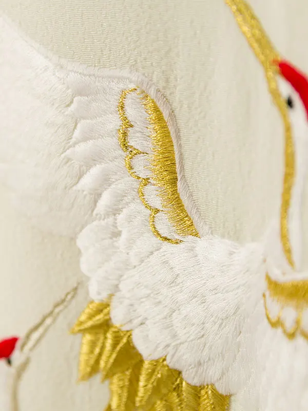 男児産着 HALA183 ｸﾘｰﾑ白 飛翔鶴 金刺繍|化繊