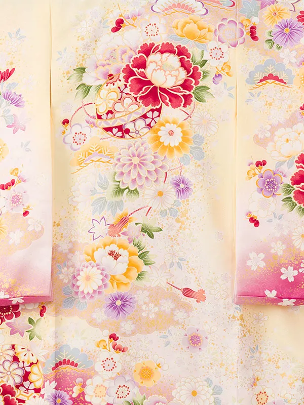 女児産着 HAMA097 ｸﾘｰﾑ 百花に鞠 金彩 | 化繊