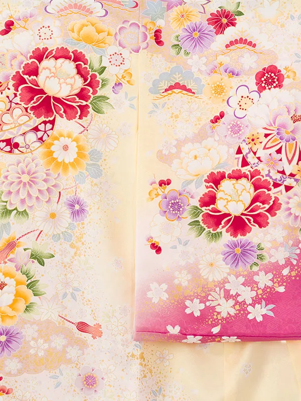 女児産着 HAMA113 ｸﾘｰﾑ/ﾋﾟﾝｸぼかし 鞠に四季花 金彩|化繊