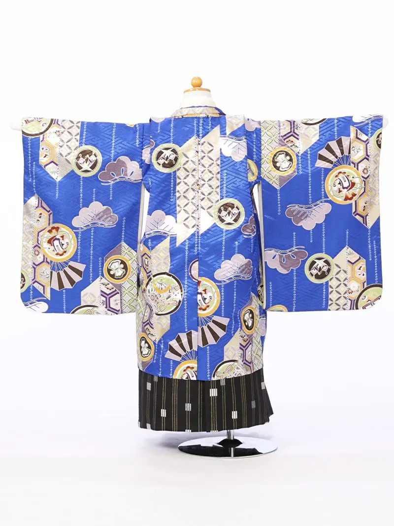 七五三(5歳男)E-5-874 ブルー 紗綾形地紋 矢羽根に縁起物/黒×金 縞袴
