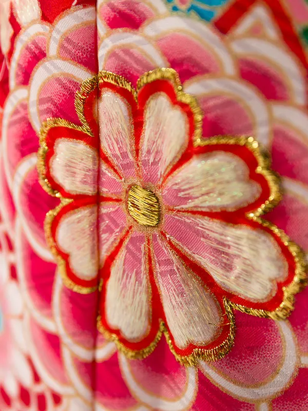 七五三(7歳女)E-7-845 赤/薄緑地 檜扇と牡丹