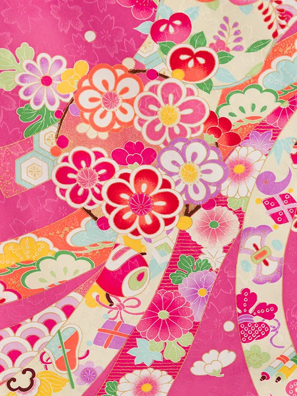 七五三(7歳女)E-7-870 ﾋﾟﾝｸ地 桜地紋 花輪に熨斗目 古典柄