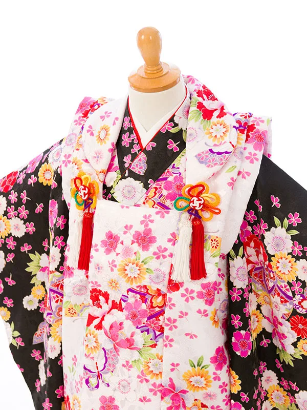 七五三(3歳女被布)E-H-201 白|黒地 小桜 鞠 蝶