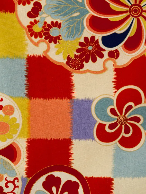 七五三(3歳女被布)HAPH791 赤 薬玉に鶴|市松 雪輪にねじり梅