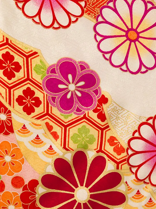 七五三(3歳女被布)SH-001 正絹 式部浪漫 白 花薬玉|ｸﾘｰﾑ