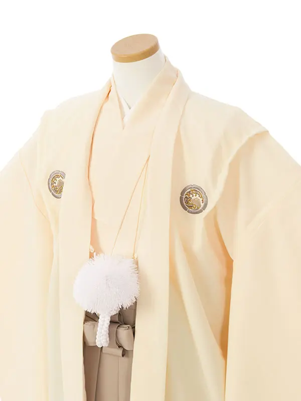 男児ｼﾞｭﾆｱ着物 HAQC140 ｸﾘｰﾑ 刺繍紋|ｸﾘｰﾑ|ﾓｶ 刺繍