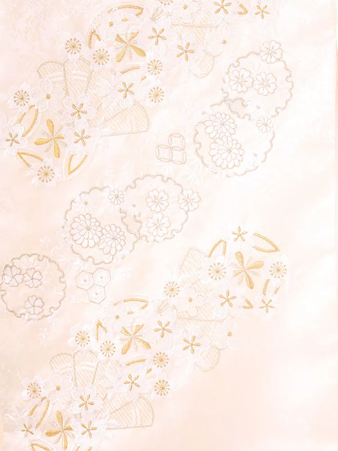 女児産着(お宮参り) ｱｲﾎﾞﾘｰ 刺繍 0124