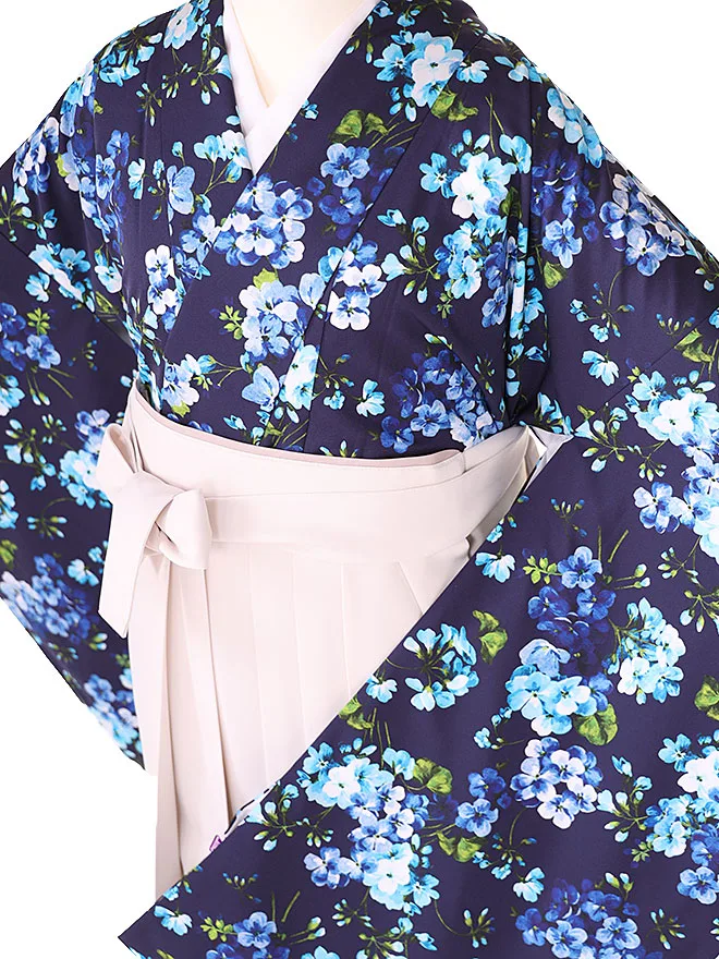 小学生卒業式かんたん袴(女の子) 紺地 洋花柄 052