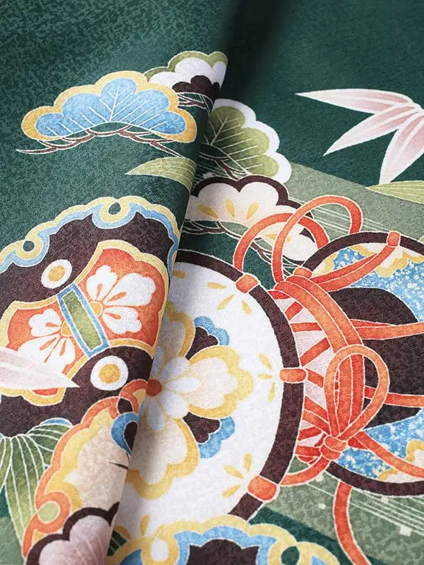 七五三（5歳6歳男児袴)B177/緑 兜と鼓と軍配